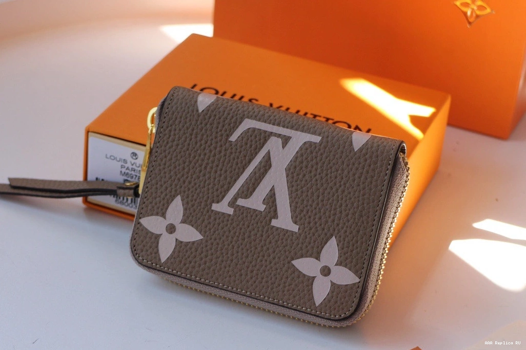 Aaa replica bags LOUIS PURSE VUITTON ZIPPY COIN 0812